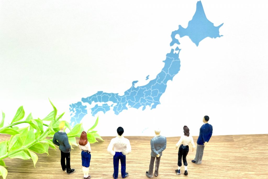 ワクセル
ワクセル　つながるーしぶ
地方論
〈わたし〉からはじめる地方論――縮小しても豊かな｢自律対話型社会｣へ向けて
地方　コミュニィ